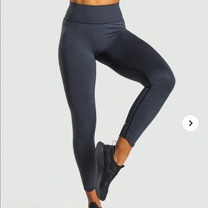 STUDIO LEGGINGS  Gymshark